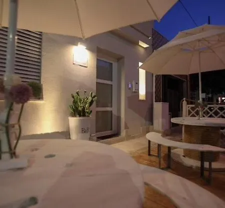 Oda ve Kahvaltı Dimore Di Mare